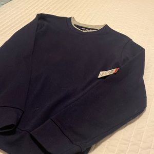 SWEATSHIRT NAVY BLUE, NWT, more like MEDIUM SIZE , WARM and CoZY , NEW 💥💥